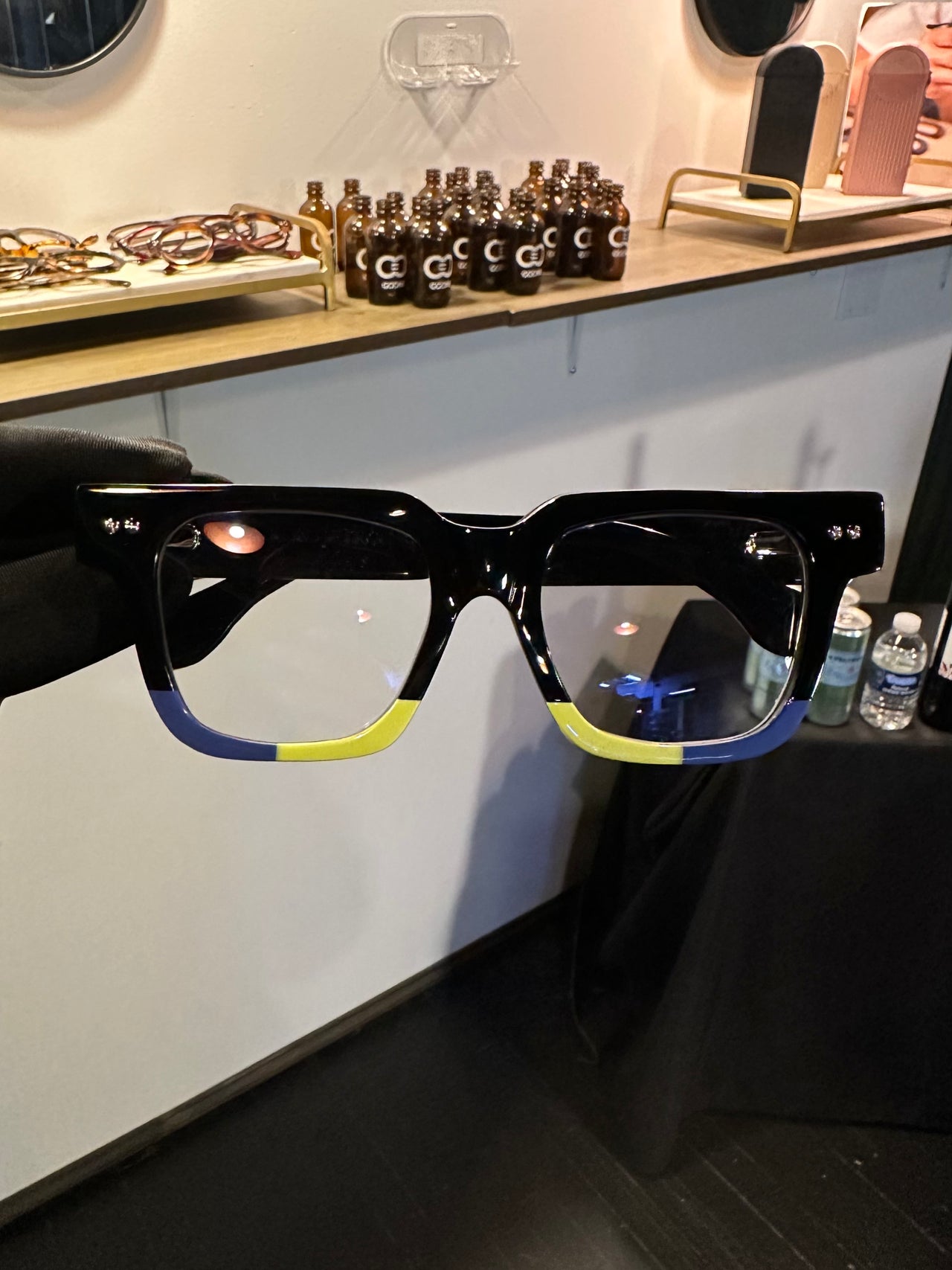 Black Frame w/accents